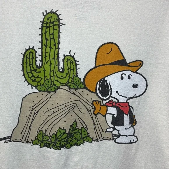Snoopy Goes West Cowboy Snoopy tee, size adult large - Picture 3 of 7